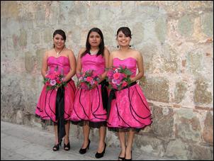 Click image for larger version

Name:	Oaxaca-dressy-girls.jpg
Views:	142
Size:	37.5 KB
ID:	1975